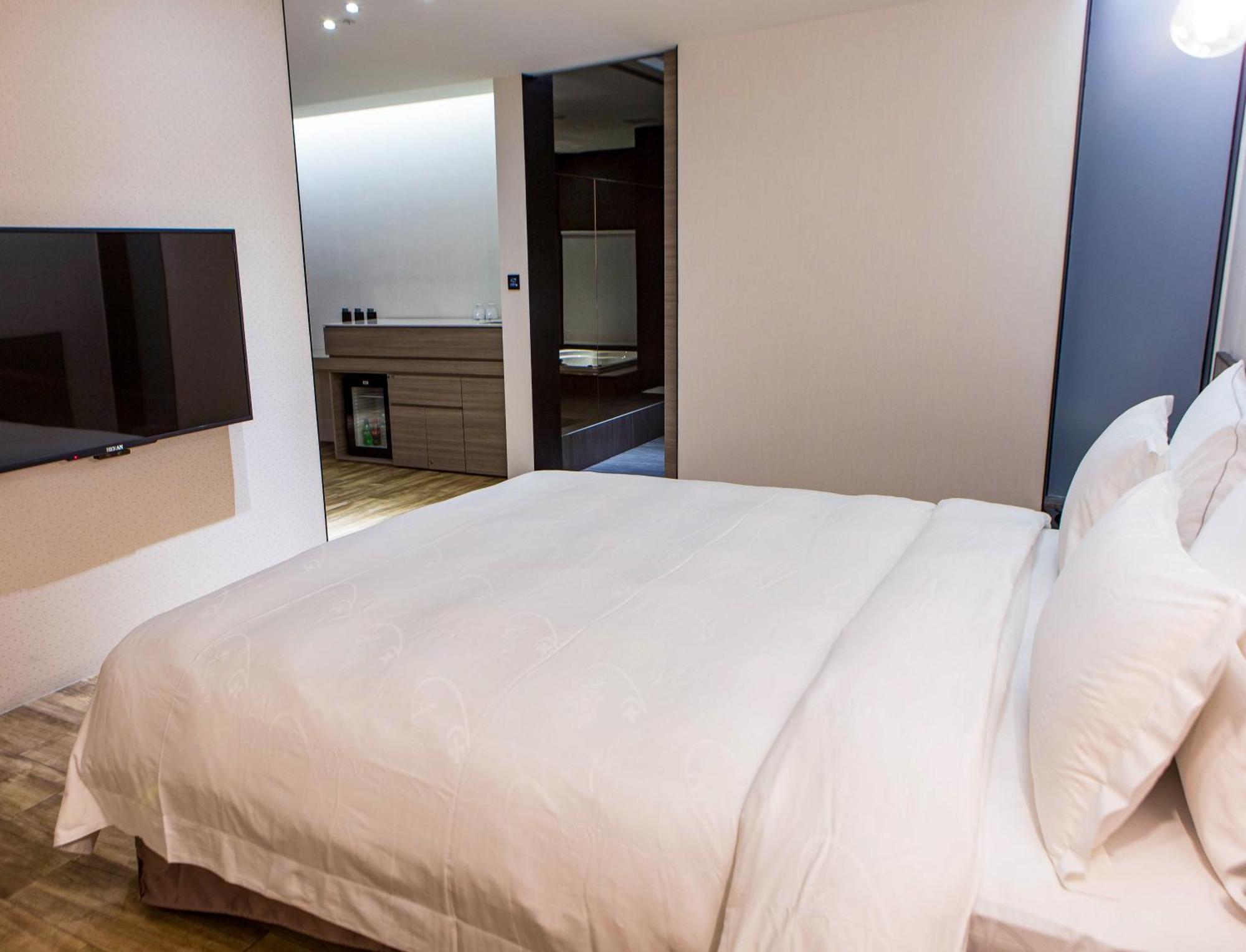 All-Ur Boutique Motel - Xinzhuang Branch ภายนอก รูปภาพ