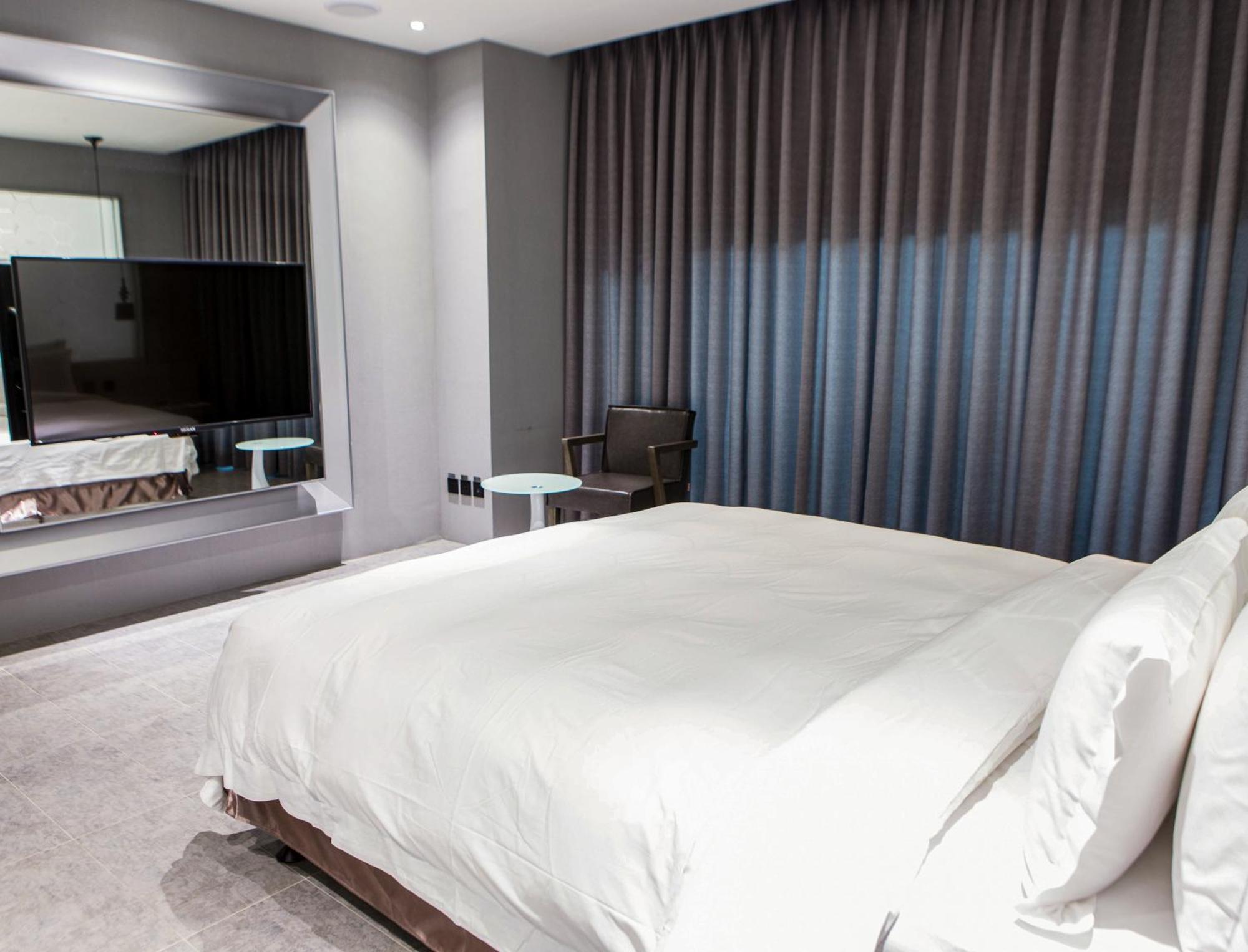All-Ur Boutique Motel - Xinzhuang Branch ภายนอก รูปภาพ